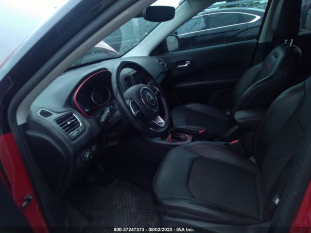 3C4NJDDBXLT131966 Jeep Compass Trailhawk