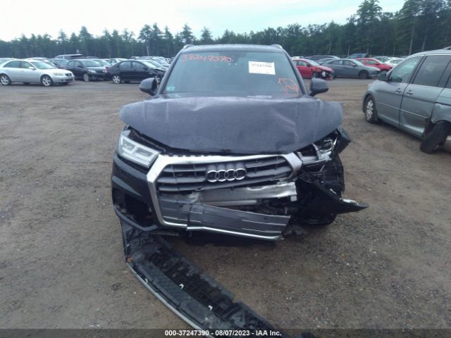 WA1BNAFY9J2041952 Audi Q5 Premium Plus