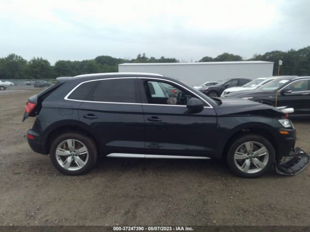 WA1BNAFY9J2041952 Audi Q5 Premium Plus