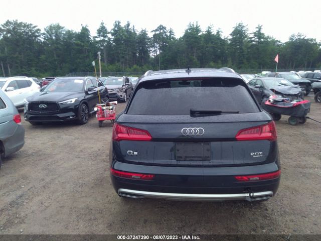WA1BNAFY9J2041952 Audi Q5 Premium Plus