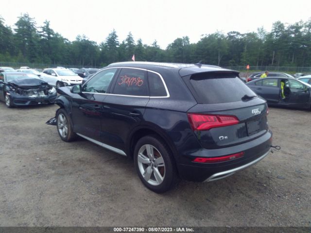 WA1BNAFY9J2041952 Audi Q5 Premium Plus