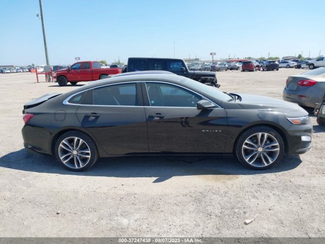 1G1ZD5ST9NF114687 Chevrolet Malibu Fwd Lt