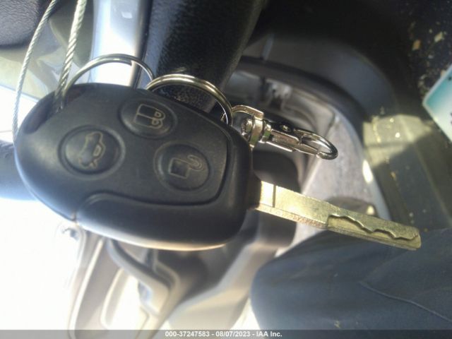 3FADP4EJ7EM165723 Ford FIESTA SE