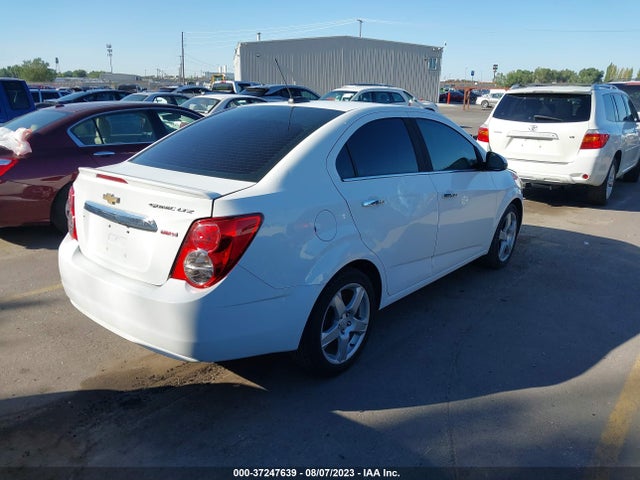 Chevrolet Sonic Ltz Auto 2016 1G1JE5SB6G4135514 Image 4