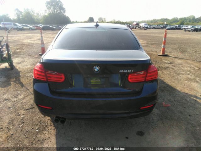 WBA3A5G54ENP27786 BMW 3 Series 328i