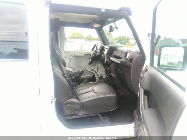 1C4BJWEG2GL344159 Jeep Wrangler Unlimited Sahara