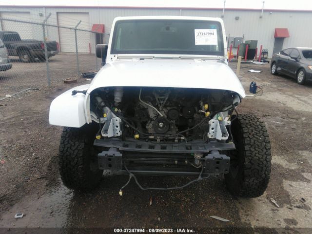 1C4BJWEG2GL344159 Jeep Wrangler Unlimited Sahara