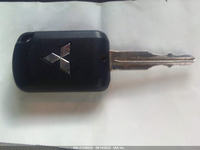 JA4AP3AU0HZ007521 Mitsubishi Outlander Sport 2.0