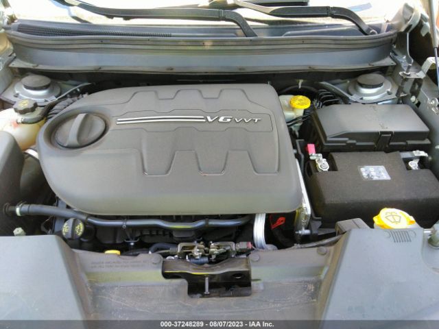 1C4PJLCS7HW574243 Jeep Cherokee Latitude