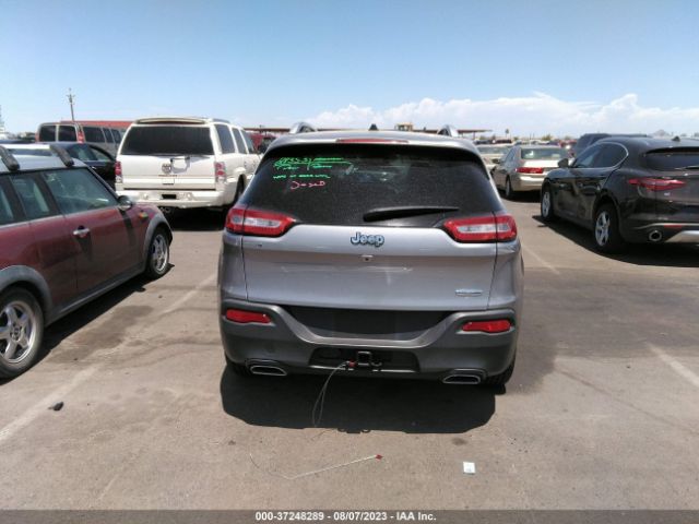 1C4PJLCS7HW574243 Jeep Cherokee Latitude