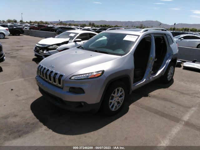 1C4PJLCS7HW574243 Jeep Cherokee Latitude