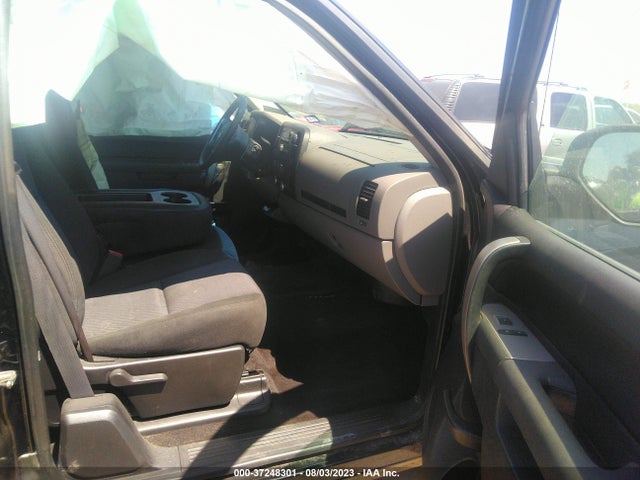 2011 CHEVROLET SILVERADO 1500 LS VIN: 1GCRCREA7BZ110272