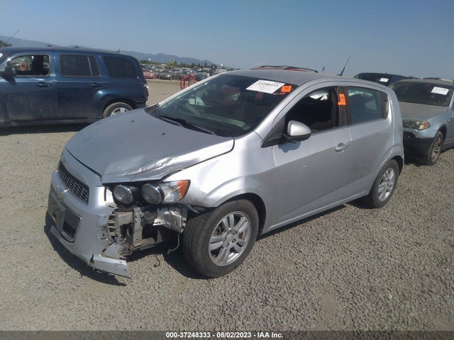 Chevrolet Sonic Lt Auto 2014 1G1JC6SG4E4215740 Image 2