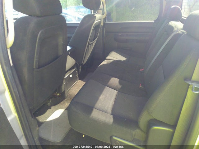 2011 GMC SIERRA 1500 SLE VIN: 3GTP2VE39BG260520