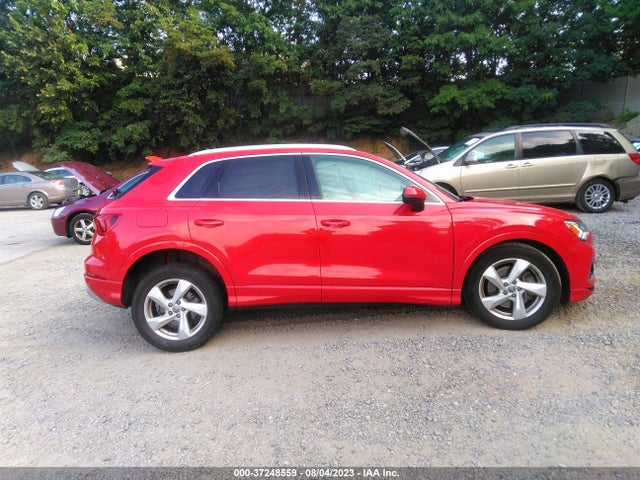 WA1BECF34K1067365 Audi Q3 Premium Plus