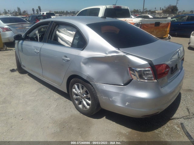 3VWD17AJXEM285810 Volkswagen Jetta Sedan Se W/connectivity