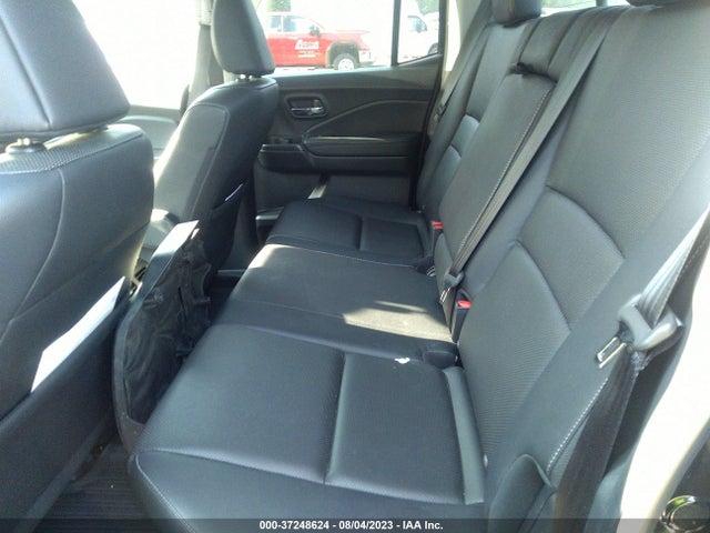 2017 HONDA RIDGELINE RTL-E VIN: 5FPYK3F7XHB010669