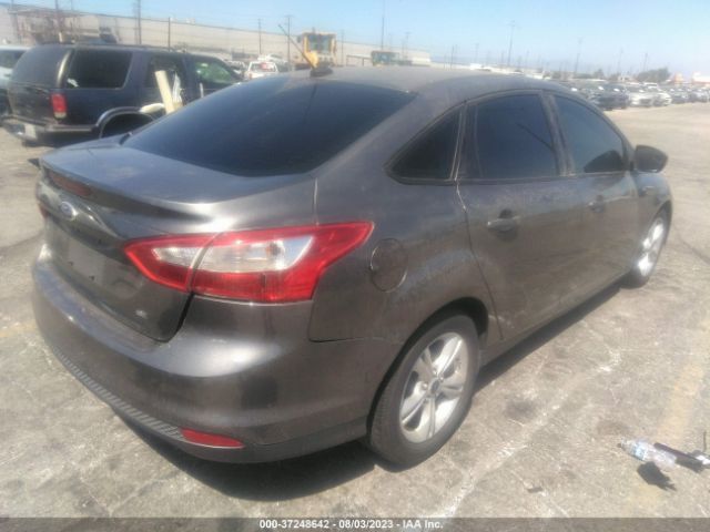 1FADP3F29EL442715 Ford FOCUS SE