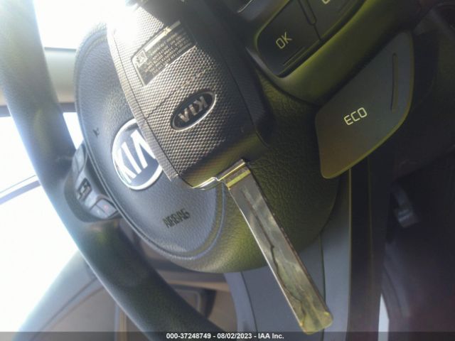 KNAGM4A7XF5650856 KIA Optima Lx