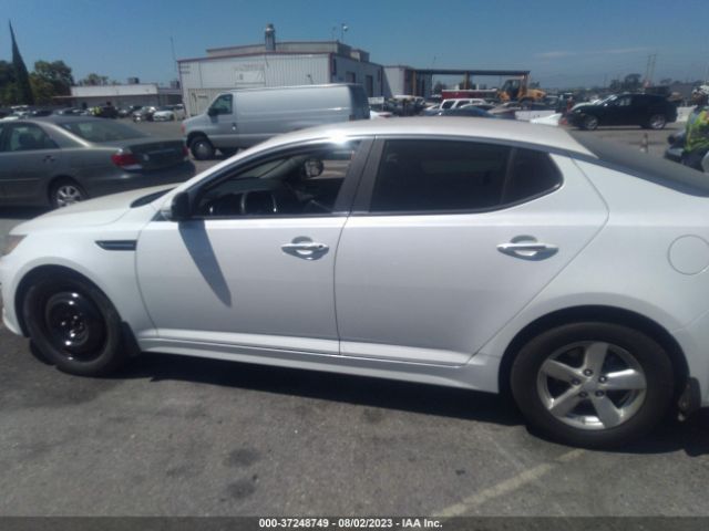 KNAGM4A7XF5650856 KIA Optima Lx