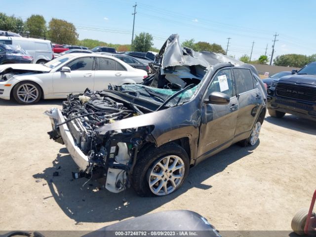 1C4PJLCSXGW297294 Jeep Cherokee Latitude