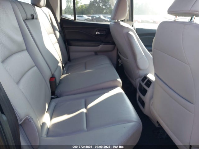 Honda Ridgeline Rtl 2017 5FPYK2F56HB008880 Image 8