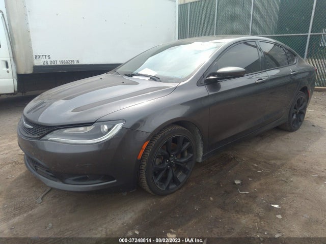 Chrysler 200 S 2015 1C3CCCDG6FN636399 Image 2
