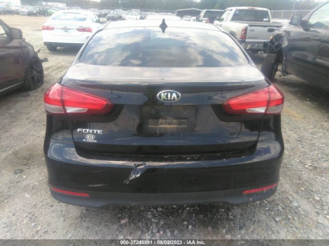 3KPFK4A7XJE268716 KIA FORTE LX