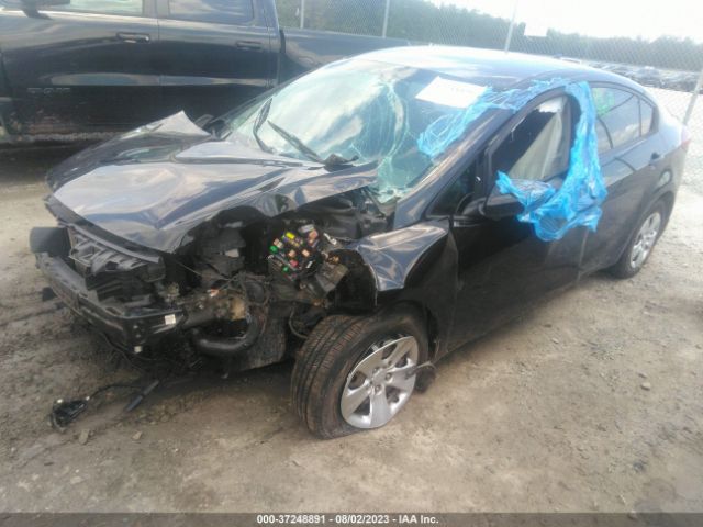 3KPFK4A7XJE268716 KIA FORTE LX