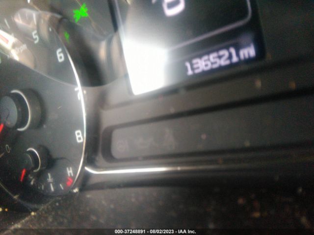 3KPFK4A7XJE268716 KIA FORTE LX