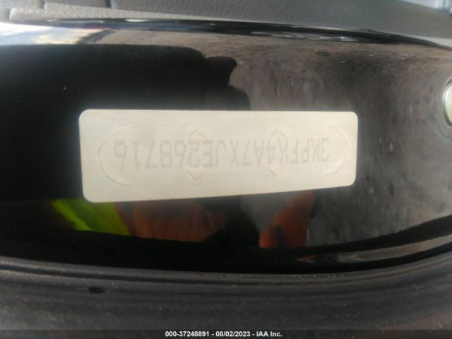 3KPFK4A7XJE268716 KIA FORTE LX