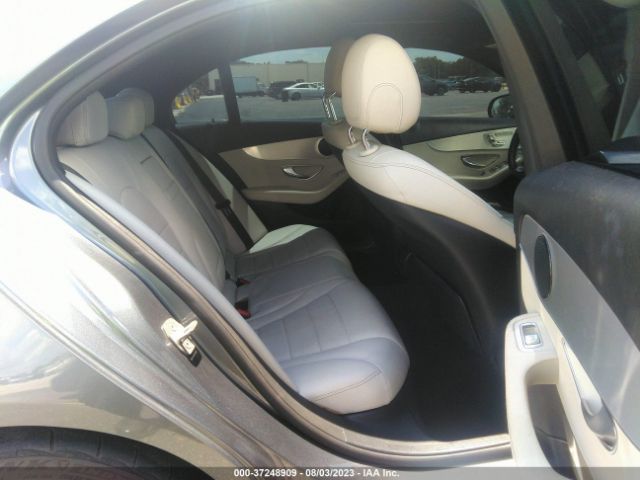 55SWF4JB8JU268960 Mercedes-Benz C-class C 300