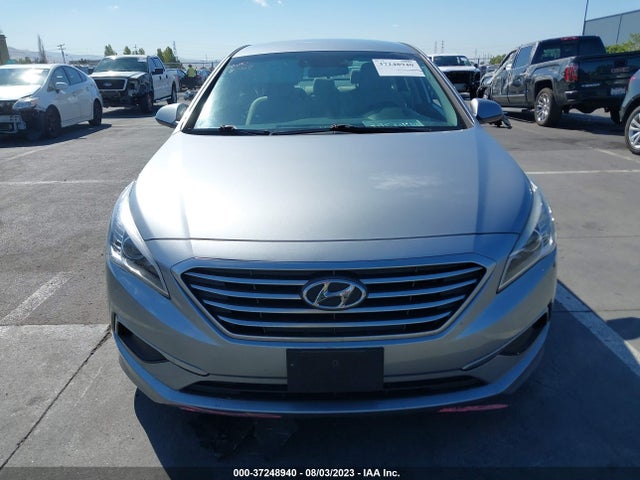 Hyundai Sonata 2.4l 2017 5NPE24AFXHH577966 Image 12