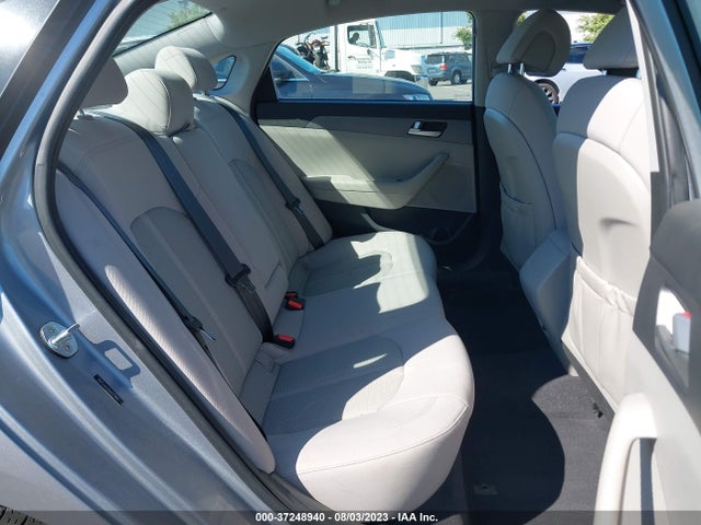 Hyundai Sonata 2.4l 2017 5NPE24AFXHH577966 Image 8