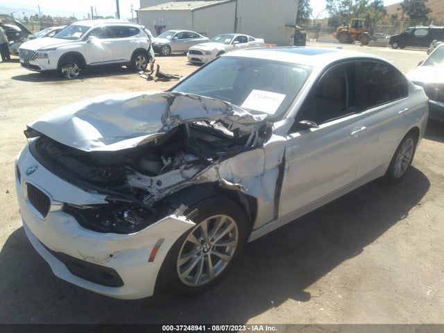 WBA8A9C59JAH14071 BMW 3 Series 320i