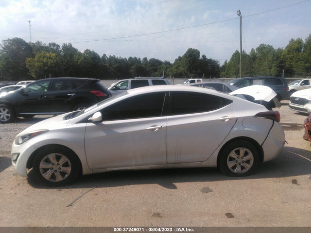 Hyundai ELANTRA SE 2016 5NPDH4AE8GH737004 Image 6