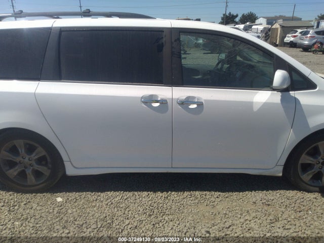 Toyota SIENNA SE 2014 5TDXK3DC4ES421593 Image 14
