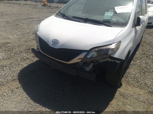 Toyota SIENNA SE 2014 5TDXK3DC4ES421593 Image 6