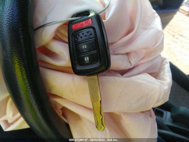 Honda FIT LX 2016 JHMGK5H53GS014753 Image 3