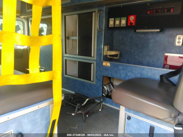 Ford Econoline Cargo Van Commercial/recreational 2014 1FDSS3EL6EDB15155 Image 13