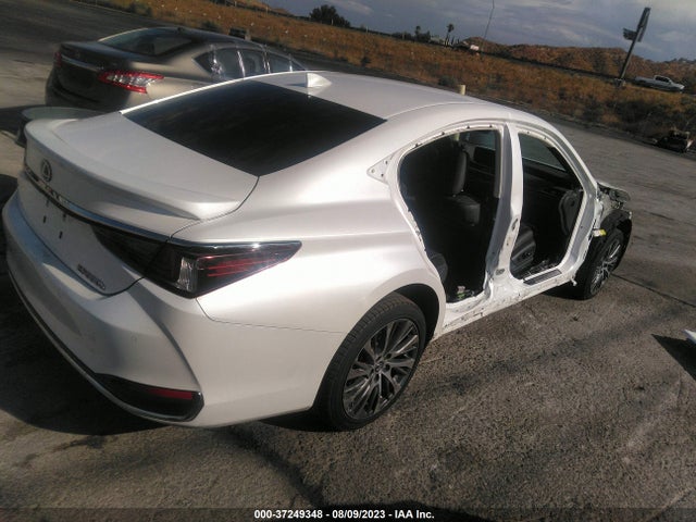 58ADA1C10MU008093 Lexus Es Es 300h