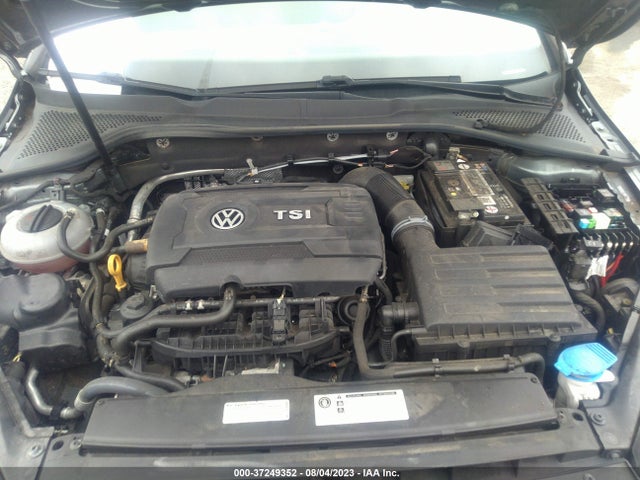 3VW217AU9HM077097 Volkswagen GOLF S