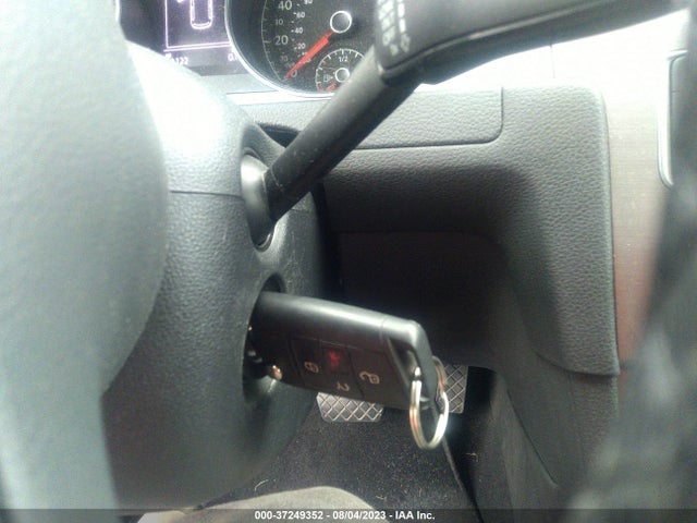 3VW217AU9HM077097 Volkswagen GOLF S