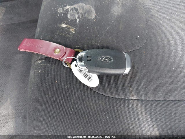 2022 HYUNDAI ELANTRA SEL VIN: 5NPLS4AGXNH064583