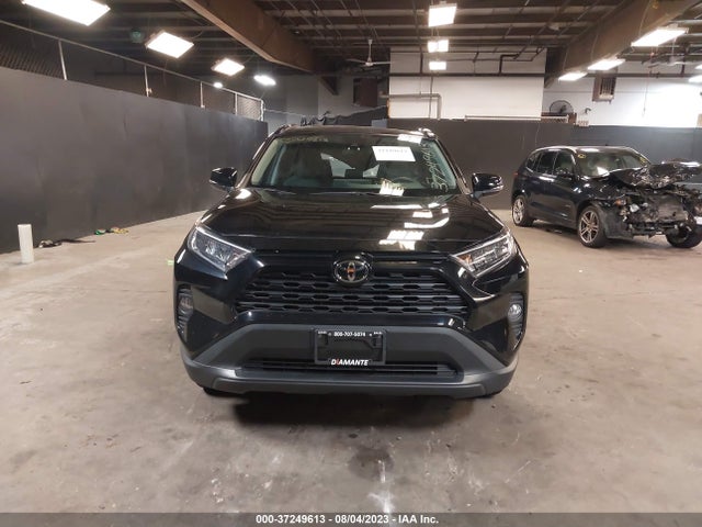 2021 TOYOTA RAV4 XLE VIN: 2T3P1RFV3MW173211