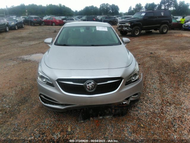 1G4ZP5SS9HU198589 Buick Lacrosse Essence