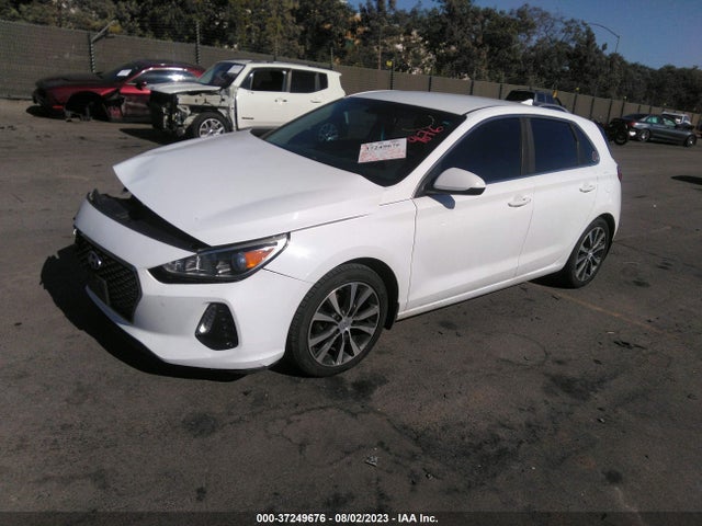 Hyundai ELANTRA GT 2018 KMHH35LE7JU075590 Image 2