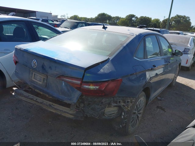 3VWN57BU5MM081593 Volkswagen Jetta S/r-line