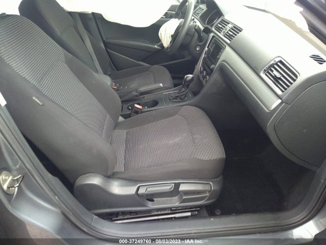 1VWAT7A36HC038854 Volkswagen Passat 1.8t S