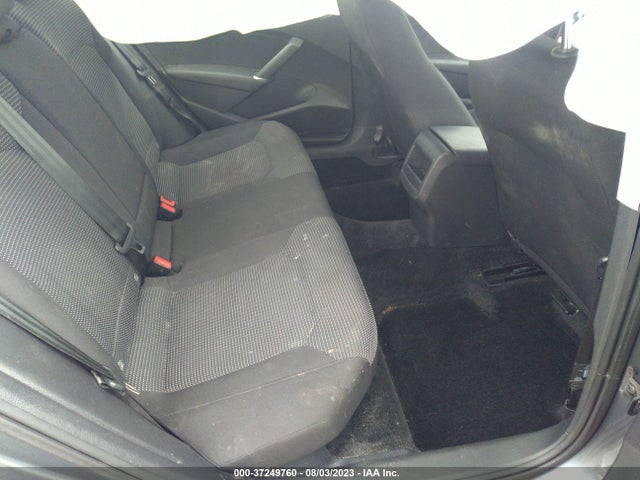 1VWAT7A36HC038854 Volkswagen Passat 1.8t S